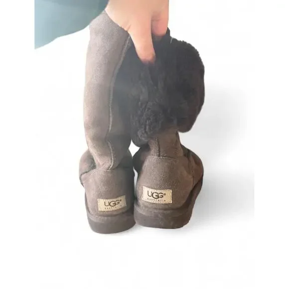 UGG Classic Tall Women’s Size 8 5815 Shearling Dark Brown Winter Boots 12”